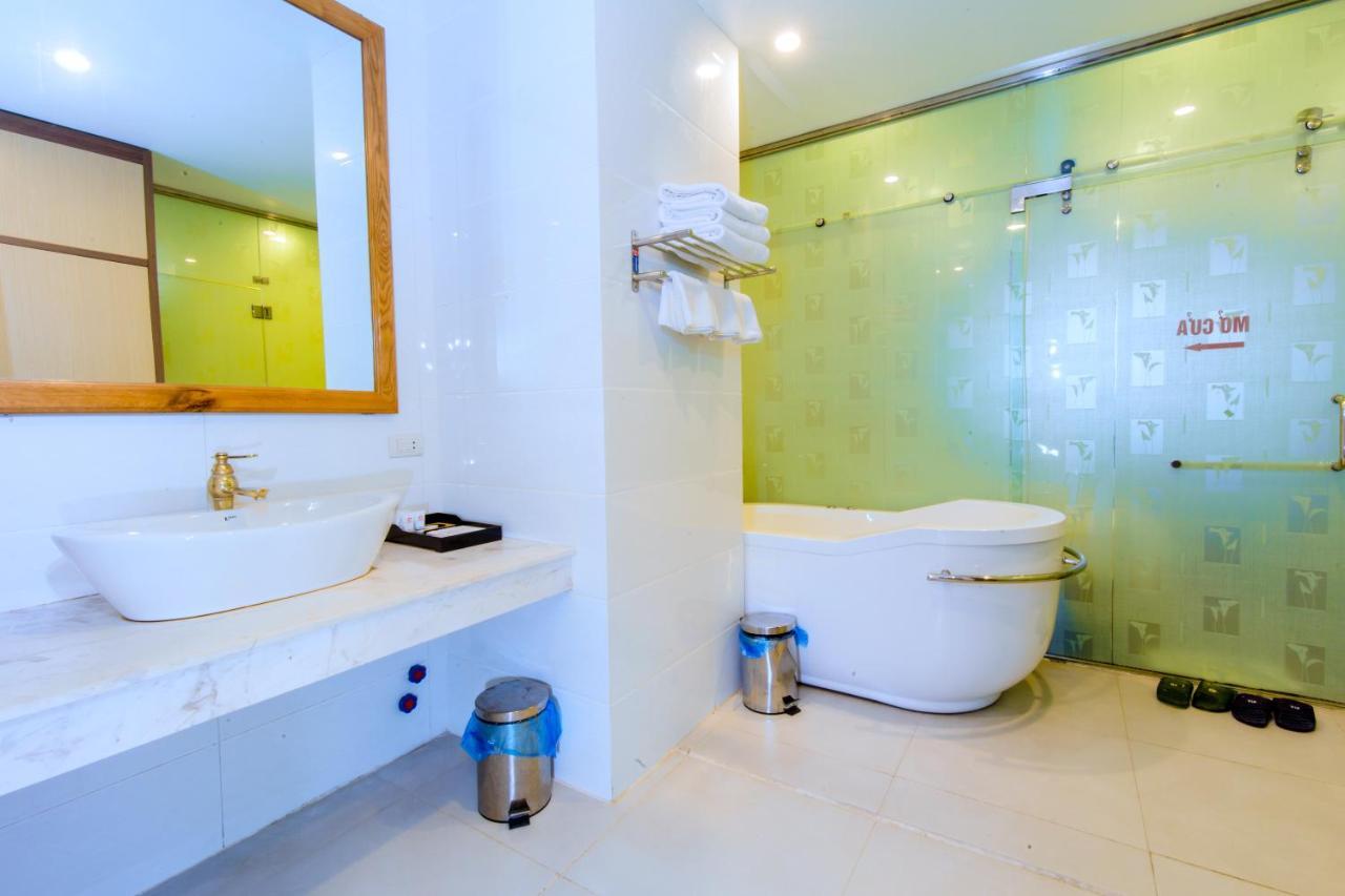 Hoa Dao Hotel Hoa Binh Ngoại thất bức ảnh